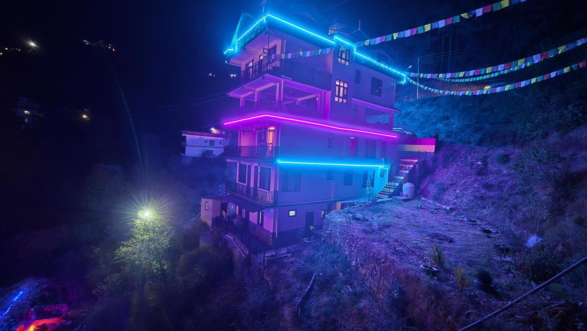 Aagaman Woods Lägenhet Shimla Exteriör bild